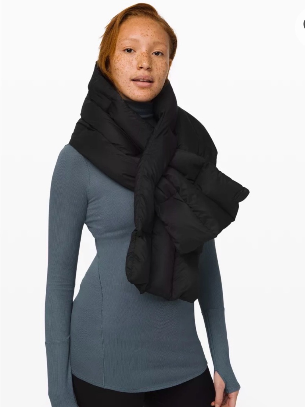 Lululemon Down Wunder Puff Velour Scarf black $98